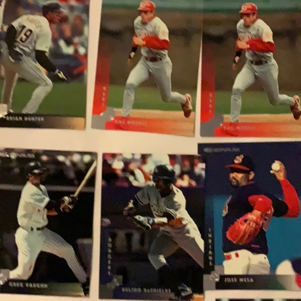 Bundle of Baseball Cards Lot 403